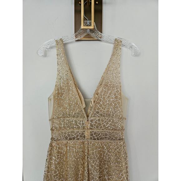 Cinderella Divine Champagne Gold V-Neck Glitter Print A-Line Prom Gown Size 4? - Picture 9 of 15
